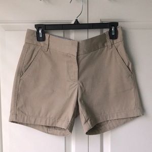 J. CREW KHAKI 4” CHINO SHORTS